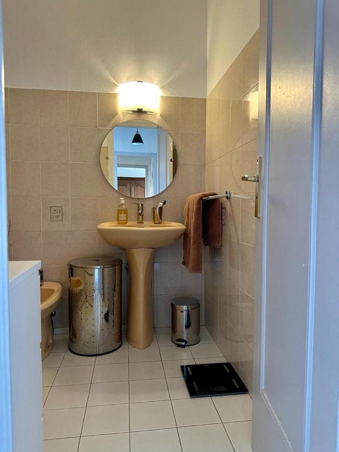Bel Appartement Avec Vue Mer Villeneuve-Loubet Exterior foto