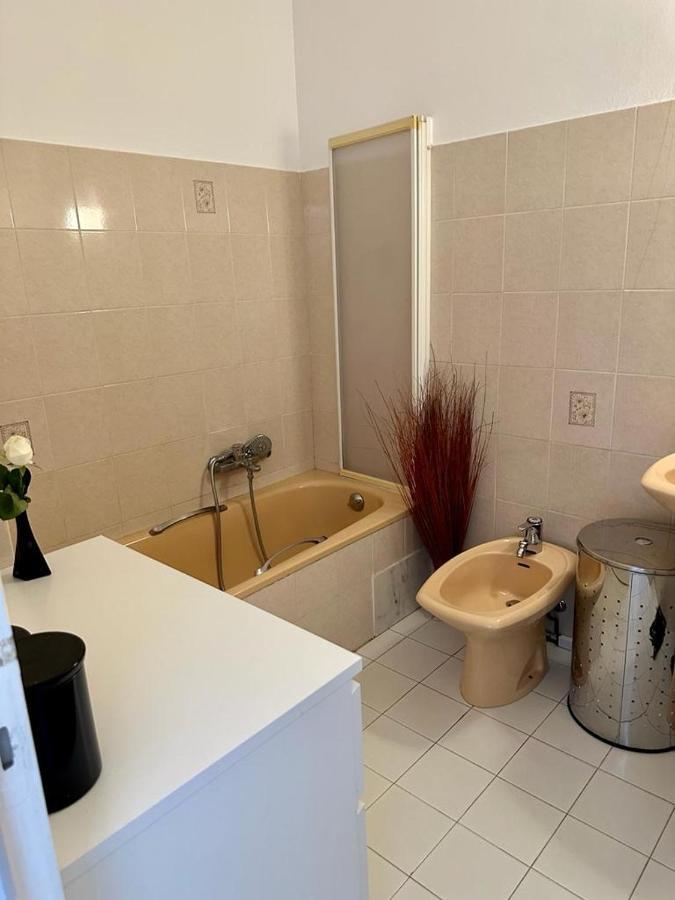 Bel Appartement Avec Vue Mer Villeneuve-Loubet Exterior foto